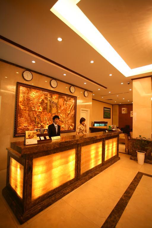 Royal Gate Hotel Ханой Экстерьер фото