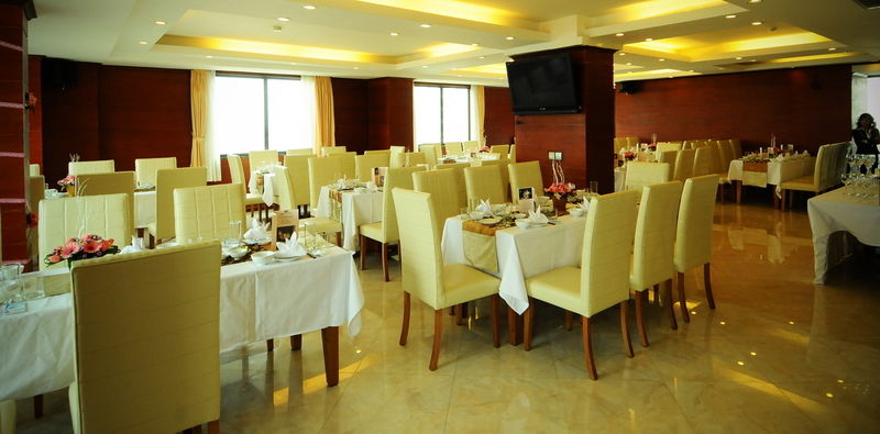 Royal Gate Hotel Ханой Ресторан фото