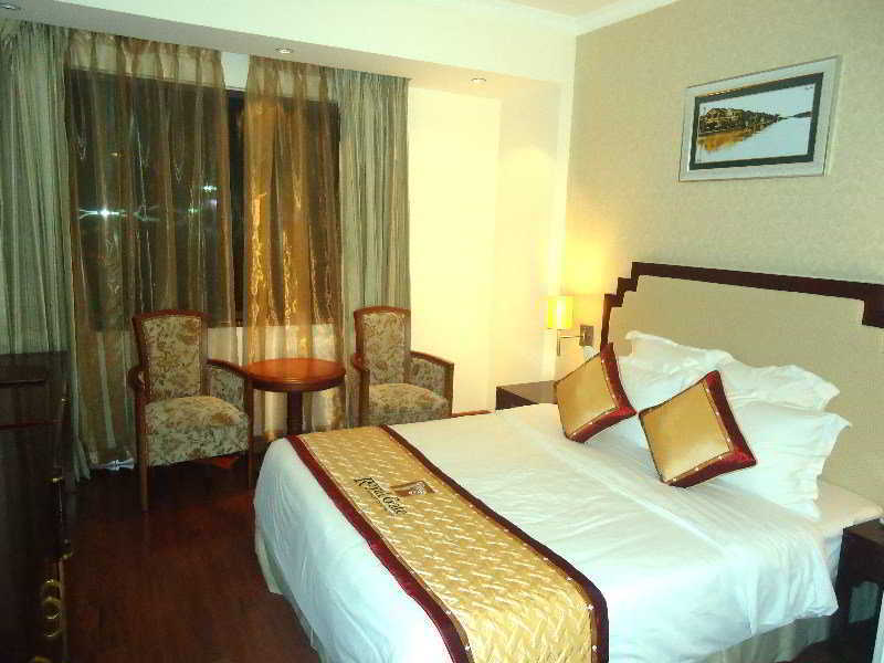 Royal Gate Hotel Ханой Номер фото